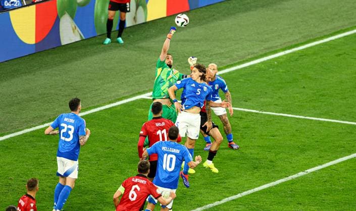 Gianluigi Donnarumma of Italy makes a save Italy v Albania, UEFA European Championship, EM, Europameisterschaft 2024, Group B, Football, BVB Stadion, Dortmund, Germany, 15 Jun 2024 EDITORIAL USE ONLY No use with unauthorised audio, video, data, fixture lists, club league logos or live services. Online in-match use limited to 120 images, no video emulation. No use in betting, games or single club league player publications. Copyright: xKieranxMcManus Shutterstockx 14539296bv