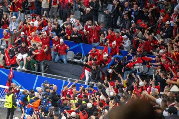 GER, EURO 2024, Group B, Italien (ITA) vs Albanien (ALB) 15.06.2024, BVB Stadium Dortmund, Dortmund, GER, EURO 2024, Group B, Italien (ITA) vs Albanien (ALB) Im Bild: Das 0:1, für Albanien nach 23 Sekunden durch Neid Bajrami (Albanien ALB, 10); Jubel nach dem Tor zum 0 : 1 ;Torjubel Jubel; jubelt; jubeln; in der Fankurve
