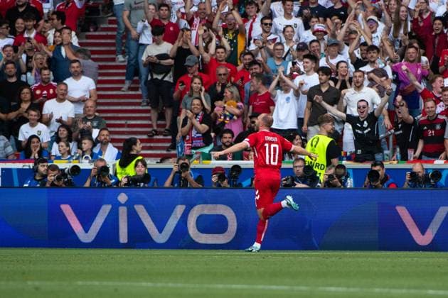 Christian Eriksen (Daenemark, 10) jubelt ueber das Tor zum 0:1, GER, Slovenia (SVN) vs Denmark (DEN), Fussball Europameisterschaft, UEFA EURO, EM, Europameisterschaft,Fussball 2024, Gruppe C, 1. Spieltag, 16.06.2024 GER, Slovenia (SVN) vs Denmark (DEN), Fussball Europameisterschaft, UEFA EURO 2024, Gruppe C, 1. Spieltag, 16.06.2024 Stuttgart Copyright: xEibner-Pressefoto Memmlerx EP_MMR