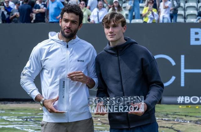 Matteo Berrettini (ITA) und Jack Draper (GBR). xettx, Deutschland, Stuttgart, 16.06.2024, Tennis, Boss Open, 2024, Finale, J.Draper (GBR) - M.Berrettini (ITA), TC Weissenhof, Center Court Foto: A2 Bildagentur Peter Hartenfelser