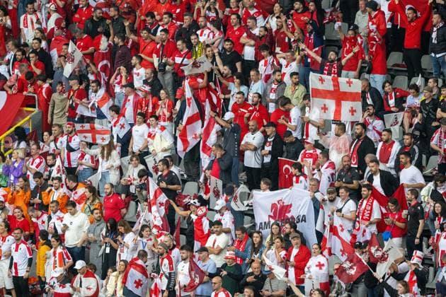 GER, EURO 2024, Group F, Türkei (Tur) vs Georgien (GEO) 18.06.2024, BVB Stadium Dortmund, Dortmund, GER, EURO 2024, Group F, Türkei (Tur) vs Georgien (GEO) Im Bild: Die georgischen Fans Gestik, Mimik, Emotionen;
