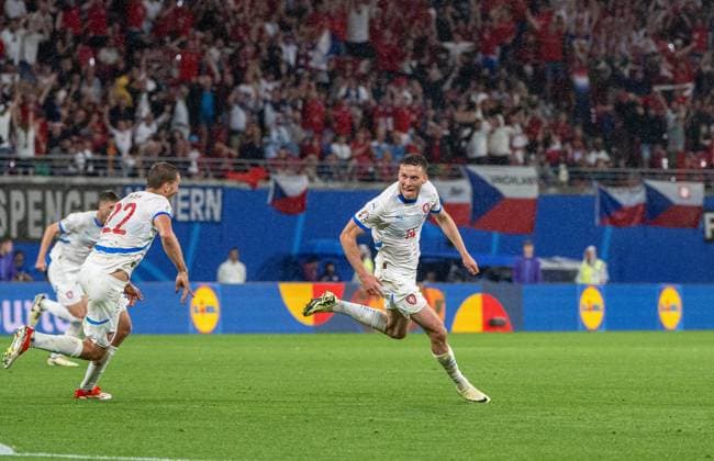 Fussball, Herren, Saison 2023 24, UEFA EURO, EM, Europameisterschaft,Fussball 20204, Gruppe F (1. Spieltag) in Leipzig, Portugal - Tschechien, v. l. Tomas Soucek (Tschechien), Lukas Provod (Tschechien), Jubel nach Tor zum 0:1, 18.06. 2024, Copyright: xMatthiasxKochx