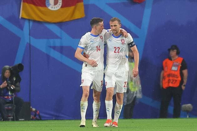Portugal - Tschechien UEFA EURO, EM, Europameisterschaft,Fussball 2024 Leipzig, 18.06.2024, Leipzig Stadium, UEFA EURO 2024 Germany , Gr. F Vorrunde , PORTUGAL vs. TSCHECHIEN , Im Bild: Tor für Tschechien, Torjubel nach dem 0:1, Torschütze Lukas Provod (14, Tschechien)