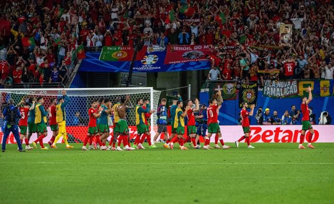 Fussball, Herren, Saison 2023 24, UEFA EURO, EM, Europameisterschaft,Fussball 20204, Gruppe F (1. Spieltag) in Leipzig, Portugal - Tschechien, portugiesischer Jubel nach Abpfiff, 18.06. 2024, Copyright: xMatthiasxKochx