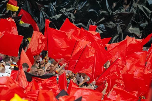 Zuschauer und Fans von Deutschland, GER, Germany (GER) vs. Ungarn (HUN), Fussball Europameisterschaft, UEFA EURO, EM, Europameisterschaft,Fussball 2024, Gruppe A, 2. Spieltag, 19.06.2024, GER, Germany (GER) vs. Ungarn (HUN), Fussball Europameisterschaft, UEFA EURO 2024, Gruppe A, 2. Spieltag, 19.06.2024 Stuttgart Copyright: xEibner-Pressefoto SaschaxWaltherx EP_EER