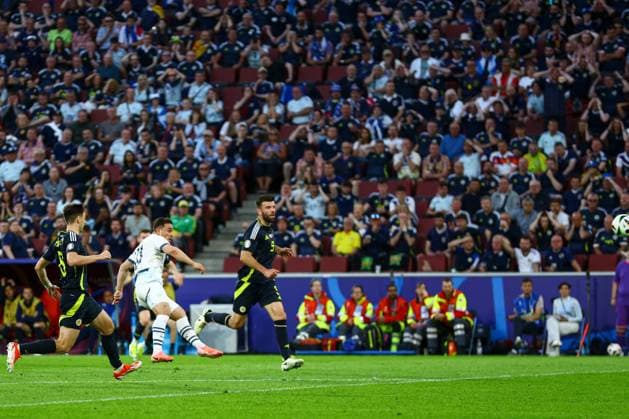Xherdan Shaqiri of Switzerland scores a goal for their side to make it 1-1 Scotland v Switzerland, UEFA European Championship, EM, Europameisterschaft 2024, Group A, Football, Cologne Stadium, Cologne, Germany, 19 Jun 2024 EDITORIAL USE ONLY No use with unauthorised audio, video, data, fixture lists, club league logos or live services. Online in-match use limited to 120 images, no video emulation. No use in betting, games or single club league player publications. Copyright: xKieranxMcManus Shutterstockx 14543653be