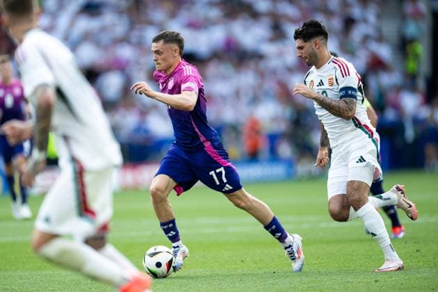 Florian Wirtz (Deutschland, 17) am Ball, dahinter Dominik Szoboszlai (Ungarn, 10), GER, Germany (GER) vs. Ungarn (HUN), Fussball Europameisterschaft, UEFA EURO, EM, Europameisterschaft,Fussball 2024, Gruppe A, 2. Spieltag, 19.06.2024 GER, Germany (GER) vs. Ungarn (HUN), Fussball Europameisterschaft, UEFA EURO 2024, Gruppe A, 2. Spieltag, 19.06.2024 Stuttgart Copyright: xEibner-Pressefoto Memmlerx EP_MMR