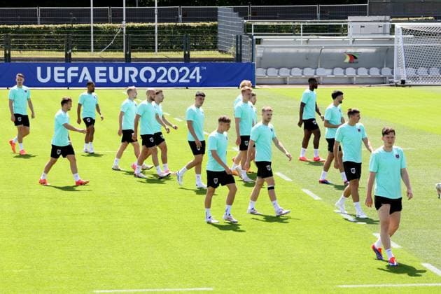 DEU, FIFA, EM-2024, Oestereicch Training, 20.06.2024, Amateurstadion von Hertha BSC, Berlin, DEU, FIFA, EM-2024, Oestereicch Training, im Bild Austria-Spielerkreis Foto: Juergen Engler nordphoto GmbH