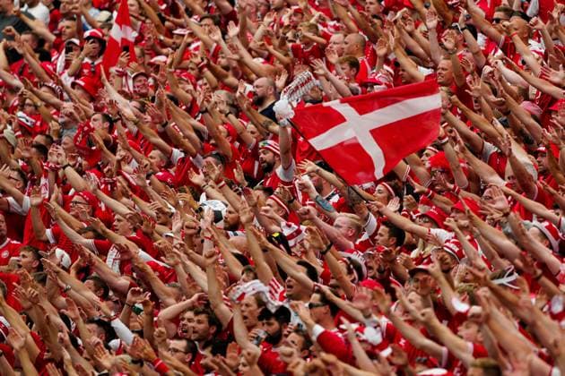 Denmark fans enjoy the atmosphere Denmark v England, UEFA European Championship, EM, Europameisterschaft 2024, Group C, Football, Frankfurt Arena, Frankfurt, Germany, 20 Jun 2024 EDITORIAL USE ONLY No use with unauthorised audio, video, data, fixture lists, club league logos or live services. Online in-match use limited to 120 images, no video emulation. No use in betting, games or single club league player publications. Copyright: xDavexShopland Shutterstockx 14543694ae