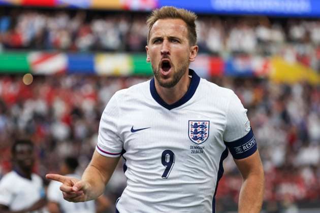 Torjubel bei Harry Kane (England, 09) nach seinem Tor zum 0:1 , Fussball, UEFA , Europa Meisterschaft, (Gruppe C) 2024, Daenemark vs. England, 20.06.2024, Frankfurt Arena, Frankfurt, Deutschland Frankfurt Frankfurt Arena Hessen Deutschland Copyright: xGrantxHubbsx