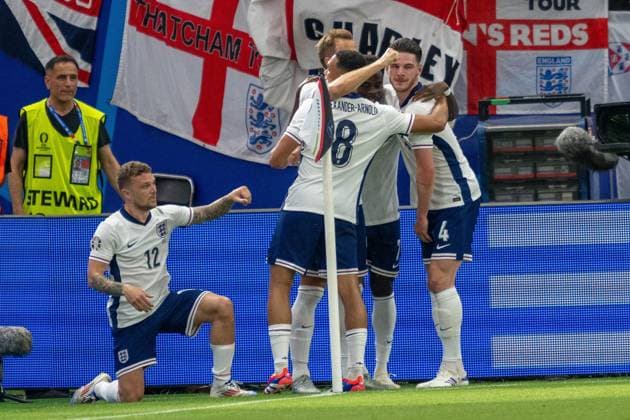 GER, EURO 2024, Gruppe C, Dänemark (DEN) vs England (GBR) 20.06.2024, Frankfurt Arena, Frankfurt, GER, EURO 2024, Gruppe C, Dänemark (DEN) vs England (GBR) Im Bild: Jubel nach dem Tor zum. 0:1 ;Torjubel Jubel; jubelt; jubeln; Harry Kane (England GBR, 09); Gestik, Mimik, Emotionen;