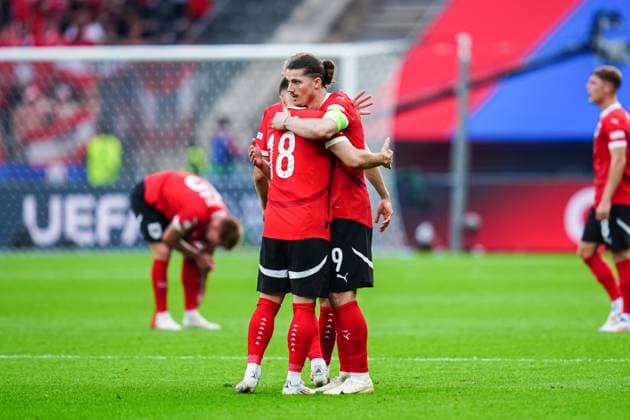 Oesterreich jubelt Jubel nach Sieg Spielende GER, Polen vs. Oesterreich, Fussball Europameisterschaft, UEFA EURO, EM, Europameisterschaft,Fussball 2024, Spieltag 2, 21.06.2024 GER, Polen vs. Oesterreich, Fussball Europameisterschaft, UEFA Euro 2024, Spieltag 2, 21.06.2024 Berlin Copyright: xEibner-Pressefoto MarcelxvonxFehrnx EP_MFN