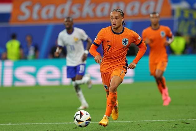 Niederlande - Frankreich UEFA EURO, EM, Europameisterschaft,Fussball 2024 Leipzig, 21.06.2024, Leipzig Stadium, UEFA EURO 2024 Germany , Gr. D Vorrunde , Niederlande - Frankreich , Im Bild: Xavi Simons (7, Niederlande) ,