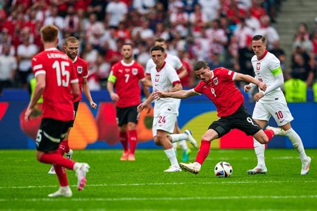 Marcel Sabitzer (Oesterreich Nationalmannschaft Euro 2024, 09), GER, UEFA EURO, EM, Europameisterschaft,Fussball 2024, Fussball Herren, UEFA EM 2024 Matchtag 2, Gruppe D, Polen vs. Oesterrech, Poland vs. Austria, 21.06.2024. GER, UEFA Euro 2024, Fussball Herren, UEFA EM 2024 Matchtag 2, Gruppe D, Polen vs. Oesterrech, Poland vs. Austria, 21.06.2024. Berlin Copyright: xEibner-Pressefotox xClaudiusxRauchx EP_CRH