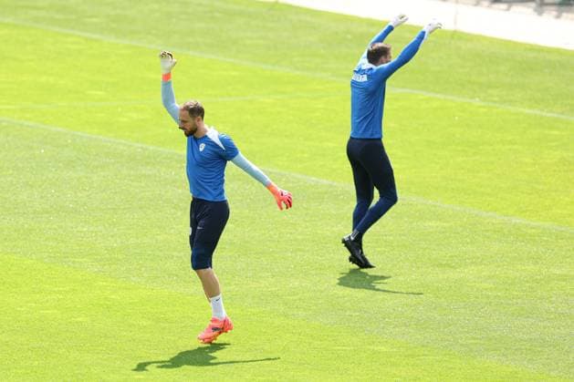EURO 2024, Nationalteam Slowenien, Training Jan Oblak of Slovenia during the training session Slovenia Training, UEFA European Championship, EM, Europameisterschaft 2024, Group C, Football, Stadion am Zoo, Wuppertal, Germany, 24 Jun 2024 EDITORIAL USE ONLY No use with unauthorised audio, video, data, fixture lists, club league logos or live services. Online in-match use limited to 120 images, no video emulation. No use in betting, games or single club league player publications. Copyright: xPaulxCurrie Shutterstockx 14555190as
