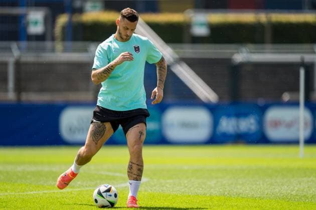EURO 2024, Nationalteam Österreich, Training SOCCER - UEFA EURO, EM, Europameisterschaft,Fussball 2024 BERLIN,GERMANY,24.JUN.24 - UEFA EURO 2024, group stage, Austria vs Netherlands, preview, training Team AUT. Image shows Marko Arnautovic (AUT). GEPAxpictures xJohannesxFriedl