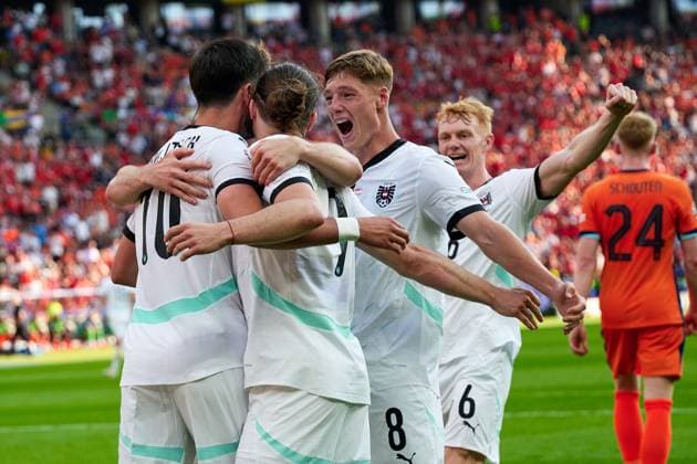Alexander Prass (Oesterreich, 08) Nicolas Seiwald (Oesterreich, 06), Jubel nach Torschuss, zum 2:1, GER, UEFA EURO, EM, Europameisterschaft,Fussball 2024, Fussball Herren, UEFA EM 2024 Matchtag 3, Gruppe D, Niederlande vs. Oesterreich, Netherlands vs. Austria, 25.06.2024. GER, UEFA Euro 2024, Fussball Herren, UEFA EM 2024 Matchtag 3, Gruppe D, Niederlande vs. Oesterreich, Netherlands vs. Austria, 25.06.2024. Berlin Copyright: xEibner-Pressefotox xClaudiusxRauchx EP_CRH