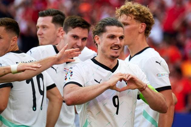 Marcel Sabitzer (Oesterreich, 09), Torschuss zum 3:2, Jubel, Freude, Oesterreich jubelt, GER, UEFA EURO, EM, Europameisterschaft,Fussball 2024, Fussball Herren, UEFA EM 2024 Matchtag 3, Gruppe D, Niederlande vs. Oesterreich, Netherlands vs. Austria, 25.06.2024. GER, UEFA Euro 2024, Fussball Herren, UEFA EM 2024 Matchtag 3, Gruppe D, Niederlande vs. Oesterreich, Netherlands vs. Austria, 25.06.2024. Berlin Copyright: xEibner-Pressefotox xClaudiusxRauchx EP_CRH