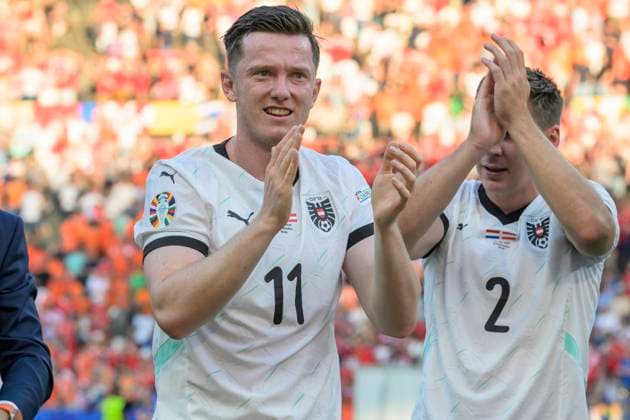 GER, Berlin, Fussball, Oesterreich vs. Niederlande, Gruppe D, Gruppenphase, UEFA EURO, EM, Europameisterschaft,Fussball 2024, SP, Olympia - Stadion Berlin, v.l. Michael Gregoritsch (Austria), Maximilian Woeber (Austria), Sieg, 2:3, Endstand, Jubel, Freude, jubeln, 25.06. 2024, Copyright: HMBxMedia UwexKoch