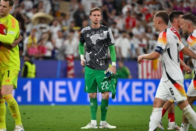 Fußball, Herren, Saison 2023 24, Euro EM 2024 (Achtelfinale in Dortmund), Deutschland - Dänemark, Torwart Frederik Rönnow Roennow (Dänemark) ist unzufrieden, enttäuscht, enttaeuscht, niedergeschlagen , 29.06. 2024, Copyright: xMatthiasxKochx