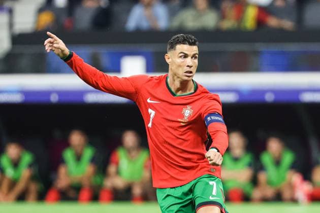 Cristiano Ronaldo (Portugal, 07) GER, Portugal (POR) vs. Slowenien (SVO), Fussball Europameisterschaft, UEFA EURO, EM, Europameisterschaft,Fussball 2024, Achtelfinale, 01.07.2024 GER, Portugal (POR) vs. Slowenien (SVO), Fussball Europameisterschaft, UEFA EURO 2024, Achtelfinale, 01.07.2024 Frankfurt Copyright: xEibner-Pressefoto RogerxBuerkex EP