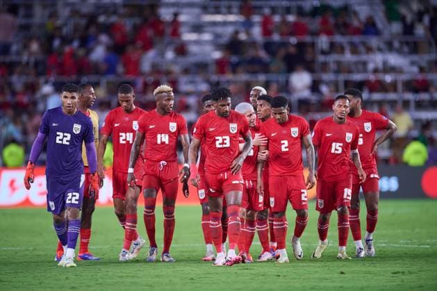 Fußball, Copa America, Bolivien - Panama RECORD DATE NOT STATED Copa America USA 2024 Bolivia vs Panama Orlando Mosquera, Jovani Welch, Michael Murillo, Cesar Blackman, Eric Davis of Panama during the CONMEBOL Copa America 2024 group C match between Bolivia and Panama, at Ioter-Co Stadium, on July 01, 2024 in Orlando, Florida United States. ORLANDO FLORIDA UNITED STATES Copyright: xJosexLuisxMelgarejox 20240701212300_CA_GC_2024_BOL_PAN_MURILLO_96
