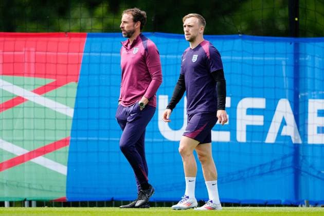 EURO 2024, Nationalteam England Training Gareth Southgate manager of England and Jarrod Bowen of England England Training, UEFA European Championship, EM, Europameisterschaft 2024, Quarter Final, Football, Spa & Golf Resort Weimarer Land, Blankenhain, Germany, 05 Jul 2024 EDITORIAL USE ONLY No use with unauthorised audio, video, data, fixture lists, club league logos or live services. Online in-match use limited to 120 images, no video emulation. No use in betting, games or single club league player publications. Copyright: xDavexShopland Shutterstockx 14568246g