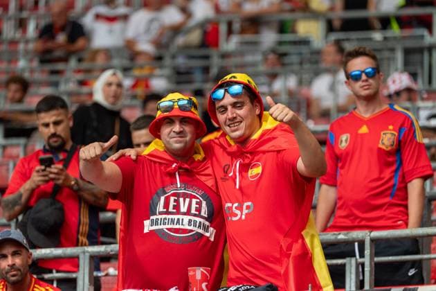 Spanische Fans, GER, Spanien (ESP) vs. Deutschland (GER), Fussball Europameisterschaft, UEFA EURO, EM, Europameisterschaft,Fussball 2024, Viertelfinale, 05.07.24, GER, Spanien (ESP) vs. Deutschland (GER), Fussball Europameisterschaft, UEFA EURO 2024, Viertelfinale, 05.07.24 Stuttgart Copyright: xEibner-Pressefoto WolfgangxFrankx EP_WFK