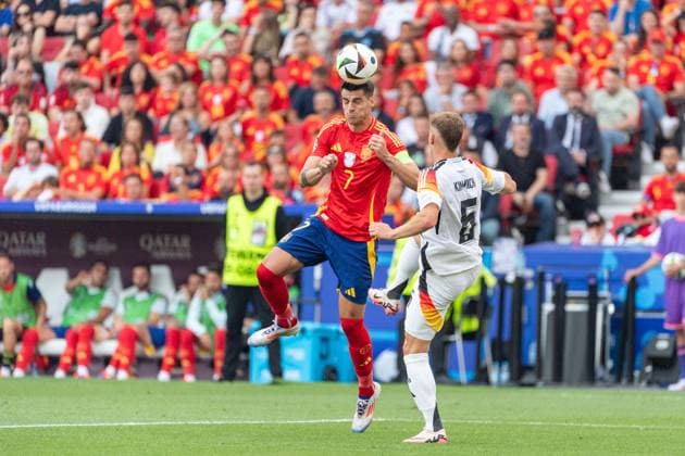 v.li. Alvaro Morata (Spanien, 07), Joshua Kimmich (Deutschland 06) GER, Spanien (ESP) vs. Deutschland (GER), Fussball Europameisterschaft, UEFA EURO, EM, Europameisterschaft,Fussball 2024, Viertelfinale, 05.07.24, GER, Spanien (ESP) vs. Deutschland (GER), Fussball Europameisterschaft, UEFA EURO 2024, Viertelfinale, 05.07.24 Stuttgart Copyright: xEibner-Pressefoto WolfgangxFrankx EP_WFK