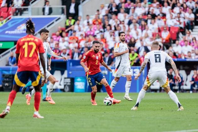 UEFA EURO, EM, Europameisterschaft,Fussball 2024: Spanien - Deutschland; 05.07.2024 Daniel Carvajal (Spanien, 2), Toni Kroos (Deutschland, 8), Emre Can (Deutschland, 25), Kai Havertz (Deutschland, 7), Nico Williams (Spanien, 17) UEFA EURO 2024: Spanien - Deutschland; Stuttgart Arena, Stuttgart am 05.07.2024 Copyright: xBEAUTIFULxSPORTS Wunderlx