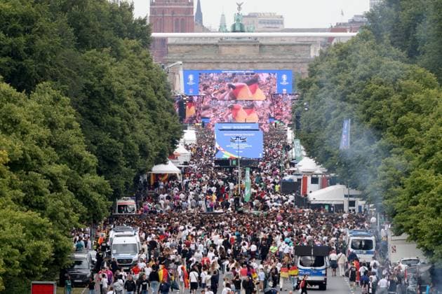DEU, FIFA, EM-2024, Fanmeile, , 05.07.2024, Strasse des 17.Juni, Fanmeile, Berlin, DEU, FIFA, EM-2024, Fanmeile, , im Bild Foto: Juergen Engler nordphoto GmbH