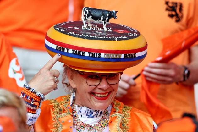 06.07.2024, xtgx, Fussball EM 2024 1 4 Finale, Niederlande - Türkei emspor, v.l. Emotionen, Fans, Stimmung, Fahnen, Logo, Holland, Niederlande, Zuschauer, Trikots, Oranje (DFL DFB REGULATIONS PROHIBIT ANY USE OF PHOTOGRAPHS as IMAGE SEQUENCES and or QUASI-VIDEO) Berlin