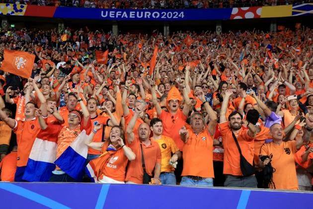 DEU, FIFA, EM-2024, NED vs. TUR, 06.07.2024, Berliner Olympiastadion, Berlin, DEU, FIFA, EM-2024, NED vs. TUR, im Bild Netherlandsfans, Fanblock Foto: Juergen Engler nordphoto GmbH