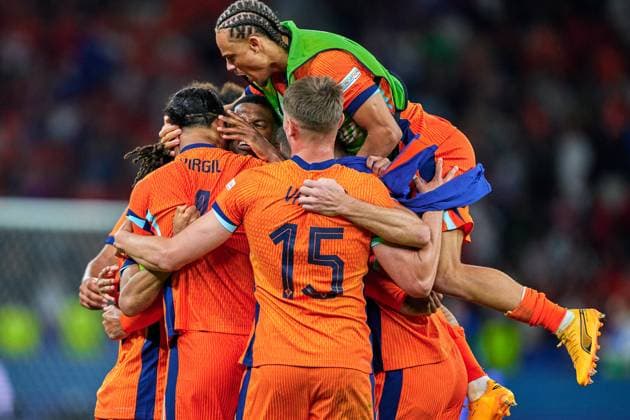 Niederlande jubelt ueber Sieg, GER, UEFA EURO, EM, Europameisterschaft,Fussball 2024, Fussball Herren, UEFA EM 2024, Viertelfinale, Quarter-finals, Niederlande vs. Tuerkei, Netherlands vs. Tuerkiye, 06.07.2024. GER, UEFA Euro 2024, Fussball Herren, UEFA EM 2024, Viertelfinale, Quarter-finals, Niederlande vs. Tuerkei, Netherlands vs. Tuerkiye, 06.07.2024. Berlin Copyright: xEibner-Pressefotox xClaudiusxRauchx EP_CRH