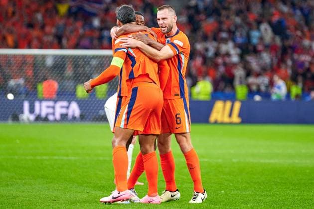 Niederlande jubelt ueber Sieg, GER, UEFA EURO, EM, Europameisterschaft,Fussball 2024, Fussball Herren, UEFA EM 2024, Viertelfinale, Quarter-finals, Niederlande vs. Tuerkei, Netherlands vs. Tuerkiye, 06.07.2024. GER, UEFA Euro 2024, Fussball Herren, UEFA EM 2024, Viertelfinale, Quarter-finals, Niederlande vs. Tuerkei, Netherlands vs. Tuerkiye, 06.07.2024. Berlin Copyright: xEibner-Pressefotox xClaudiusxRauchx EP_CRH
