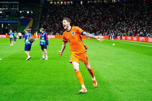 Wout Weghorst (Niederlande, 09) jubelt Jubel nach Sieg Spielende GER, Niederlande vs. Tuerkei, Fussball Europameisterschaft, UEFA EURO, EM, Europameisterschaft,Fussball 2024, Viertelfinale, 06.07.2024 GER, Niederlande vs. Tuerkei, Fussball Europameisterschaft, UEFA Euro 2024, Viertelfinale, 06.07.2024 Berlin Copyright: xEibner-Pressefoto MarcelxvonxFehrnx EP_MFN
