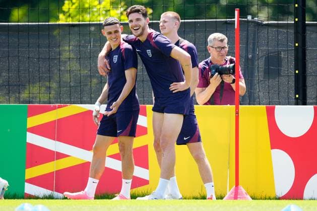 Phil Foden and Declan Rice of England England Training, UEFA European Championship, EM, Europameisterschaft 2024, Semi Final, Football, Spa & Golf Resort Weimarer Land, Blankenhain, Germany, 09 Jul 2024 EDITORIAL USE ONLY No use with unauthorised audio, video, data, fixture lists, club league logos or live services. Online in-match use limited to 120 images, no video emulation. No use in betting, games or single club league player publications. Copyright: xDavexShopland Shutterstockx 14576868t