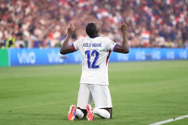 EURO 2024, Die Highlights Sport Bilder des Tages Randal Kolo Muani of France celebrates their goal to make it 1-0 to France Spain v France, UEFA European Championship, EM, Europameisterschaft 2024, Semi Final, Football, Munich Football Arena, Munich, Germany - 09 Jul 2024 EDITORIAL USE ONLY No use with unauthorised audio, video, data, fixture lists, club league logos or live services. Online in-match use limited to 120 images, no video emulation. No use in betting, games or single club league player publications. Copyright: xMichaelxZemanek Shutterstockx 14576887av