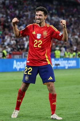 Jesus Navas of Spain celebrates after the full time whistle Spain v France, UEFA European Championship, EM, Europameisterschaft 2024, Semi Final, Football, Munich Football Arena, Munich, Germany - 09 Jul 2024 EDITORIAL USE ONLY No use with unauthorised audio, video, data, fixture lists, club league logos or live services. Online in-match use limited to 120 images, no video emulation. No use in betting, games or single club league player publications. Copyright: xMichaelxZemanek Shutterstockx 14576887dd