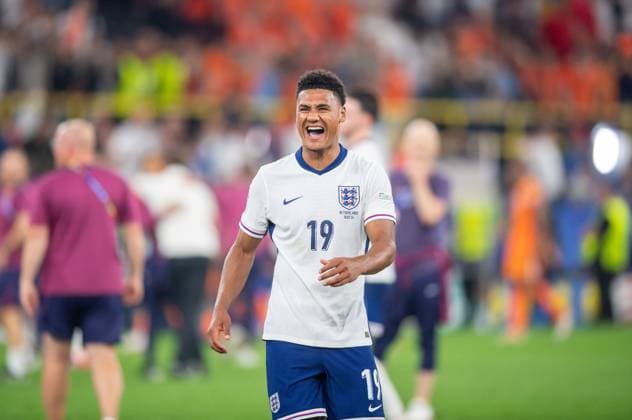 Fussball, Herren, Saison 2023 24, UEFA EURO, EM, Europameisterschaft,Fussball EM 2024, Halbfinale in Dortmund, Niederlande - England, Ollie Watkins (England), Jubel nach dem Abpfiff, 10.07. 2024, Copyright: xSebastianxRäppold MatthiasxKochx