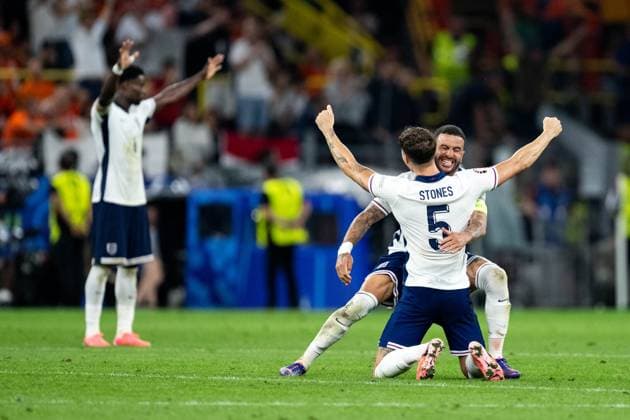 John Stones (England, 05), Kyle Walker (England, 02) jubeln ueber das Tor zum 1:2 Siegtreffer, GER, Netherlands (NED) vs England (ENG), Fussball Europameisterschaft, UEFA EURO, EM, Europameisterschaft,Fussball 2024, Semifinal, 10.07.2024 GER, Netherlands (NED) vs England (ENG), Fussball Europameisterschaft, UEFA EURO 2024, Semifinal, 10.07.2024 Dortmund Copyright: xEibner-Pressefoto Memmlerx EP_MMR