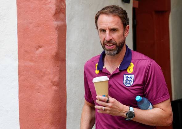 Gareth Southgate manager of England arrives for press conference, PK, Pressekonferenz England Press Conference, UEFA European Championship, EM, Europameisterschaft 2024, Final, Football, Spa & Golf Resort Weimarer Land, Blankenhain, Germany, 12 Jul 2024 EDITORIAL USE ONLY No use with unauthorised audio, video, data, fixture lists, club league logos or live services. Online in-match use limited to 120 images, no video emulation. No use in betting, games or single club league player publications. Copyright: xDavexShopland Shutterstockx 14583689a
