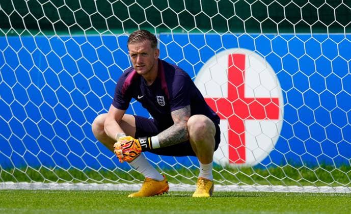 Jordan Pickford of England England Training, UEFA European Championship, EM, Europameisterschaft 2024, Final, Football, Spa & Golf Resort Weimarer Land, Blankenhain, Germany, 13 Jul 2024 EDITORIAL USE ONLY No use with unauthorised audio, video, data, fixture lists, club league logos or live services. Online in-match use limited to 120 images, no video emulation. No use in betting, games or single club league player publications. Copyright: xDavexShopland Shutterstockx 14583292a