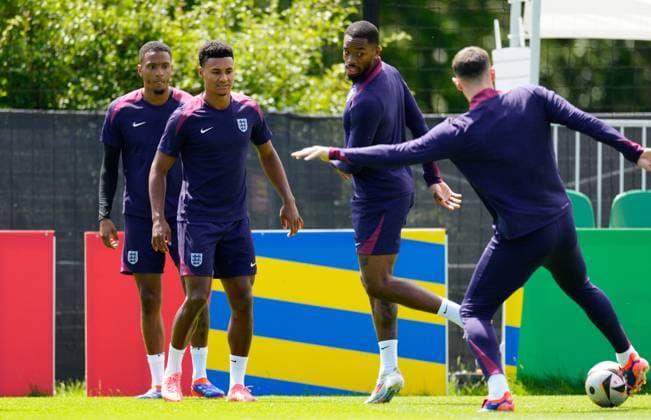 Ollie Watkins of England alongside Ivan Toney England Training, UEFA European Championship, EM, Europameisterschaft 2024, Final, Football, Spa & Golf Resort Weimarer Land, Blankenhain, Germany, 13 Jul 2024 EDITORIAL USE ONLY No use with unauthorised audio, video, data, fixture lists, club league logos or live services. Online in-match use limited to 120 images, no video emulation. No use in betting, games or single club league player publications. Copyright: xDavexShopland Shutterstockx 14583292bq