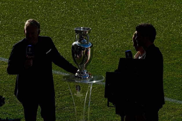 Michael Ballack with the 2024 UEFA European Football Championship trophy Spain v England, UEFA European Championship, EM, Europameisterschaft 2024, Final, Football, Olympiastadion, Berlin, Germany, 14 Jul 2024 EDITORIAL USE ONLY No use with unauthorised audio, video, data, fixture lists, club league logos or live services. Online in-match use limited to 120 images, no video emulation. No use in betting, games or single club league player publications. Copyright: xDavexShopland Shutterstockx 14583342ah