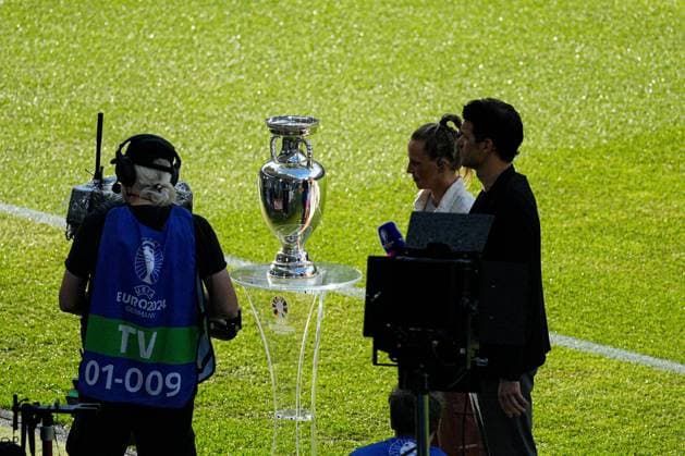 Michael Ballack with the 2024 UEFA European Football Championship trophy Spain v England, UEFA European Championship, EM, Europameisterschaft 2024, Final, Football, Olympiastadion, Berlin, Germany, 14 Jul 2024 EDITORIAL USE ONLY No use with unauthorised audio, video, data, fixture lists, club league logos or live services. Online in-match use limited to 120 images, no video emulation. No use in betting, games or single club league player publications. Copyright: xDavexShopland Shutterstockx 14583342ai
