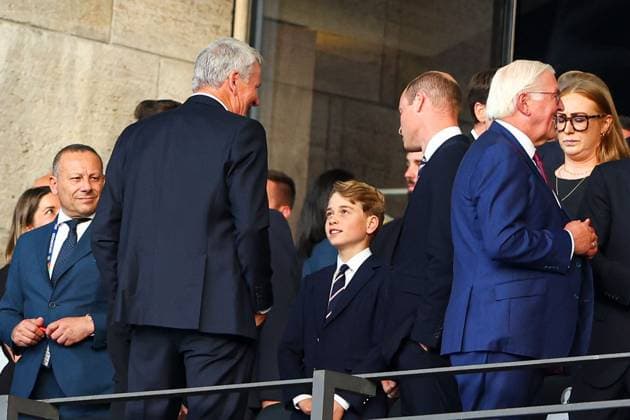Prince William, Prince of Wales and The FA President and Prince George, Prince of Wales Spain v England, UEFA European Championship, EM, Europameisterschaft 2024, Final, Football, Olympiastadion, Berlin, Germany, 14 Jul 2024 EDITORIAL USE ONLY No use with unauthorised audio, video, data, fixture lists, club league logos or live services. Online in-match use limited to 120 images, no video emulation. No use in betting, games or single club league player publications. Copyright: xKieranxMcManus Shutterstockx 14583341bd