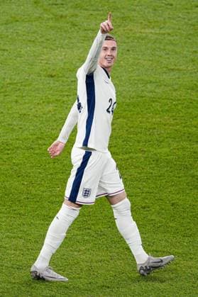 Cole Palmer of England scores a goal for their side to make it 1-1 Spain v England, UEFA European Championship, EM, Europameisterschaft 2024, Final, Football, Olympiastadion, Berlin, Germany, 14 Jul 2024 EDITORIAL USE ONLY No use with unauthorised audio, video, data, fixture lists, club league logos or live services. Online in-match use limited to 120 images, no video emulation. No use in betting, games or single club league player publications. Copyright: xDavexShopland Shutterstockx 14583342di