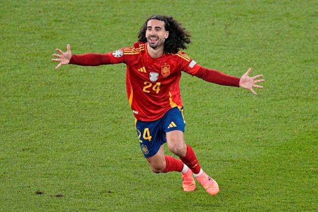 Marc Cucurella of Spain celebrates winning the 2024 UEFA European Football Championship Spain v England, UEFA European Championship, EM, Europameisterschaft 2024, Final, Football, Olympiastadion, Berlin, Germany, 14 Jul 2024 EDITORIAL USE ONLY No use with unauthorised audio, video, data, fixture lists, club league logos or live services. Online in-match use limited to 120 images, no video emulation. No use in betting, games or single club league player publications. Copyright: xDavexShopland Shutterstockx 14583342ed