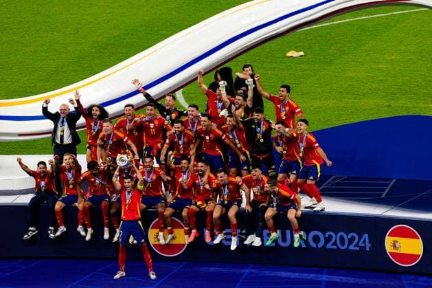 Ãlvaro Morata of Spain lifts the 2024 UEFA European Football Championship trophy Spain v England, UEFA European Championship, EM, Europameisterschaft 2024, Final, Football, Olympiastadion, Berlin, Germany, 14 Jul 2024 EDITORIAL USE ONLY No use with unauthorised audio, video, data, fixture lists, club league logos or live services. Online in-match use limited to 120 images, no video emulation. No use in betting, games or single club league player publications. Copyright: xDavexShopland Shutterstockx 14583342fp